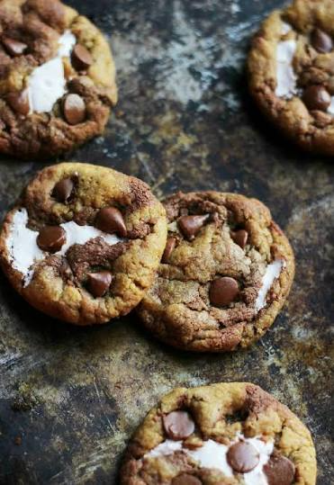 Nutella Marshmallow Cookies
